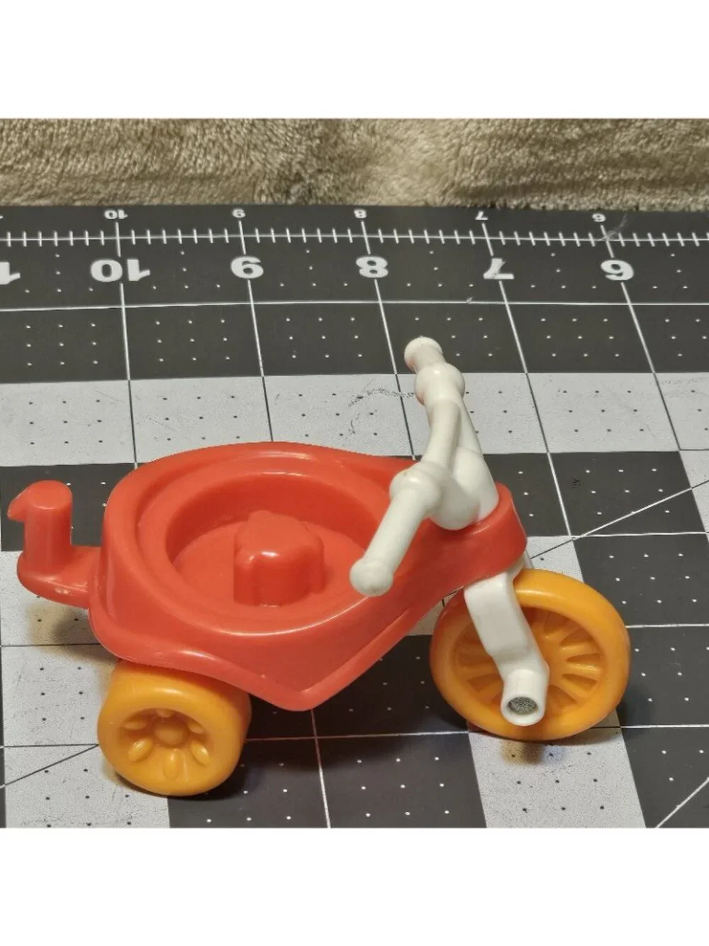 Fisher Price Little People RED TRICYCLE 3 WHEELER TOY for FPLP Figures